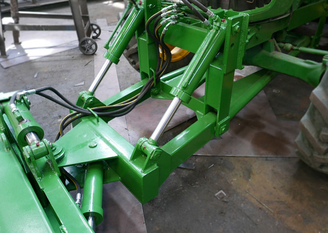Pala frontal hidraulica sobre john deere